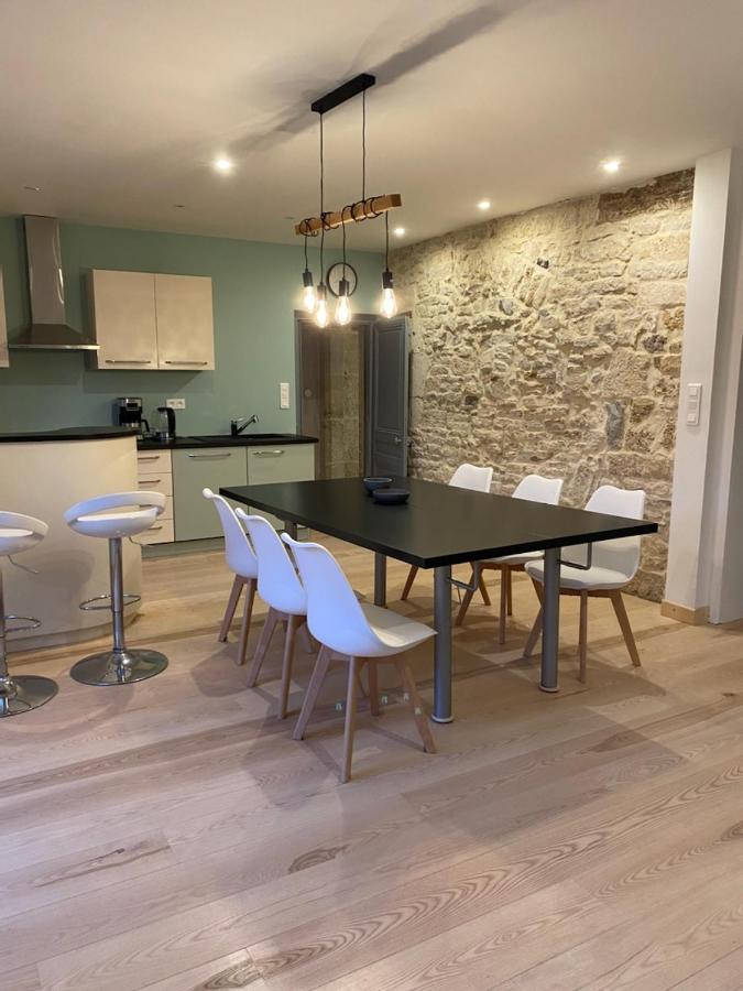 Une EVIDENCE TENDANCE ET DESIGN Ornans Exterior foto