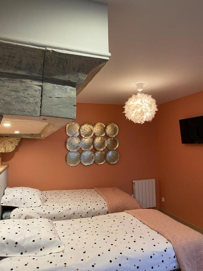 Une EVIDENCE TENDANCE ET DESIGN Ornans Exterior foto
